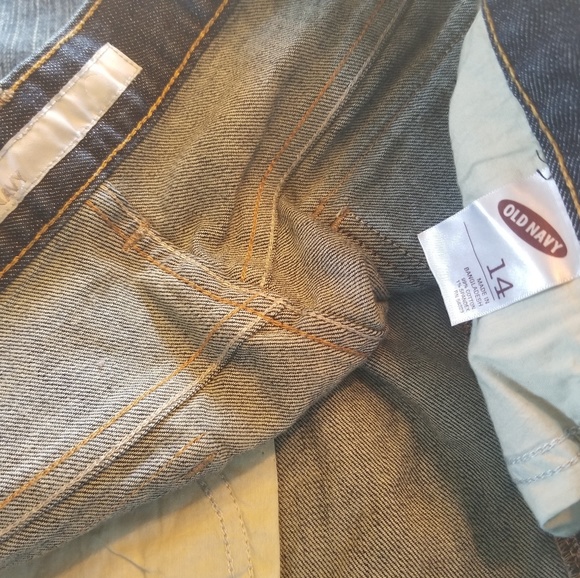 Old Navy Distressed Denim Skirt - Picture 4 of 5